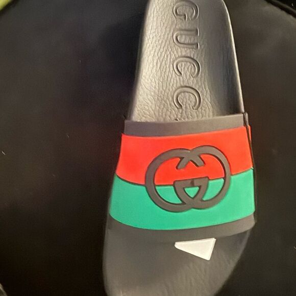 Brand new with box Gucci Black, Red, and Green mens Sandals slippers - Picture 8 of 15
